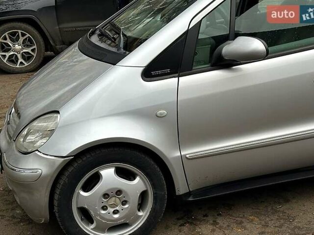 Серый Мерседес А класс, объемом двигателя 1.9 л и пробегом 273 тыс. км за 3800 $, фото 1 на Automoto.ua