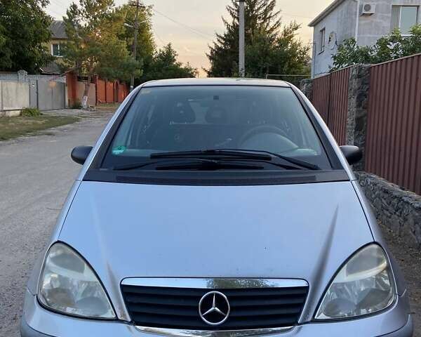 Сірий Мерседес А клас, об'ємом двигуна 1.7 л та пробігом 330 тис. км за 3900 $, фото 7 на Automoto.ua