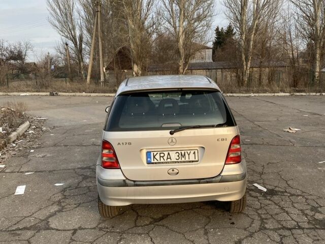 Сірий Мерседес А клас, об'ємом двигуна 1.7 л та пробігом 260 тис. км за 2100 $, фото 3 на Automoto.ua