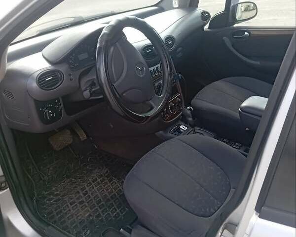 Серый Мерседес А класс, объемом двигателя 1.69 л и пробегом 261 тыс. км за 3500 $, фото 2 на Automoto.ua