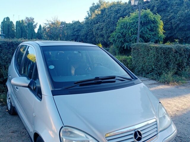 Мерседес А класс 2001 в Нежине на Automoto.ua Серый Мерседес А класс, объемом двигателя 1.6 л и пробегом 400 тыс. км за 3900 $, фото 2 на Automoto.ua