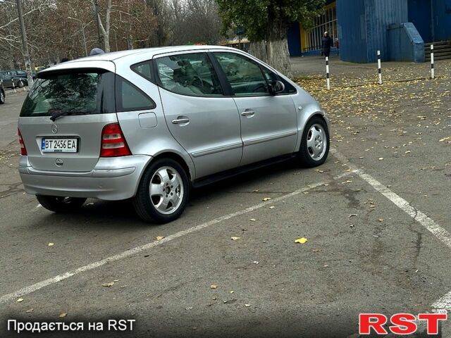 Сірий Мерседес А клас, об'ємом двигуна 1.9 л та пробігом 273 тис. км за 3800 $, фото 4 на Automoto.ua