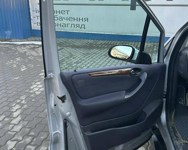 Серый Мерседес А класс, объемом двигателя 1.69 л и пробегом 250 тыс. км за 4100 $, фото 14 на Automoto.ua