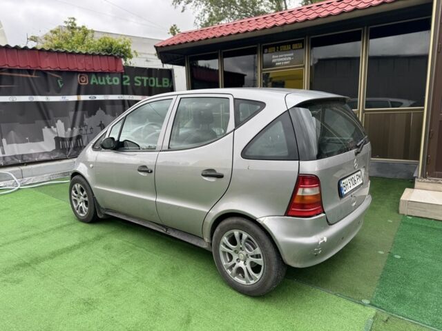 Серый Мерседес А класс, объемом двигателя 1.4 л и пробегом 205 тыс. км за 3250 $, фото 2 на Automoto.ua