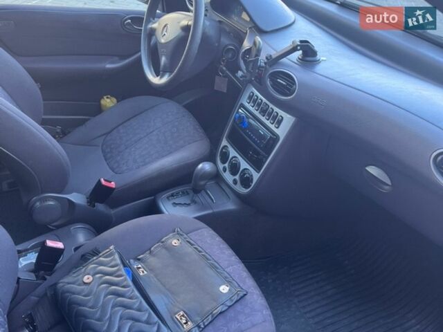 Сірий Мерседес А клас, об'ємом двигуна 1.69 л та пробігом 185 тис. км за 3990 $, фото 11 на Automoto.ua