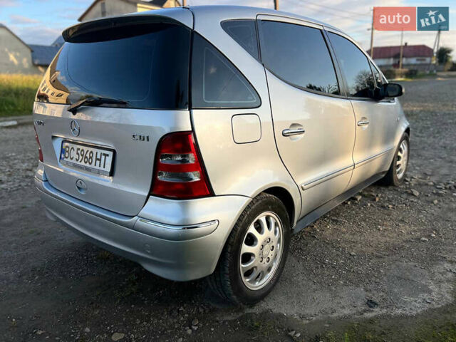 Мерседес А класс 2002 в Самборе на Automoto.ua Серый Мерседес А класс, объемом двигателя 1.69 л и пробегом 273 тыс. км за 4250 $, фото 10 на Automoto.ua