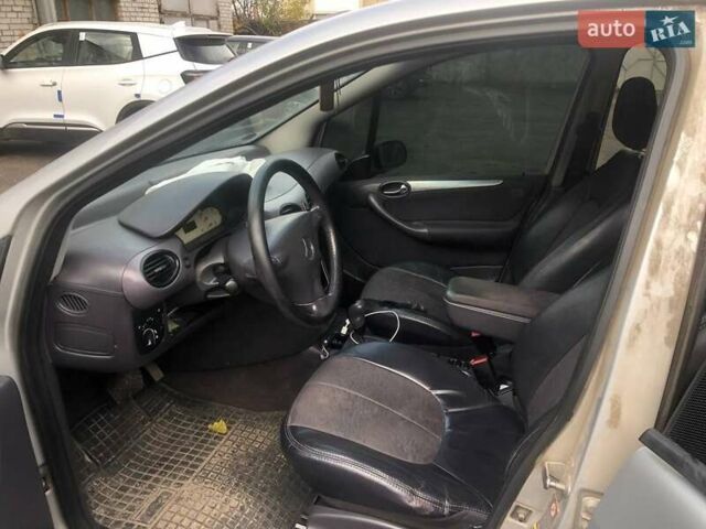 Сірий Мерседес А клас, об'ємом двигуна 1.9 л та пробігом 296 тис. км за 3600 $, фото 8 на Automoto.ua