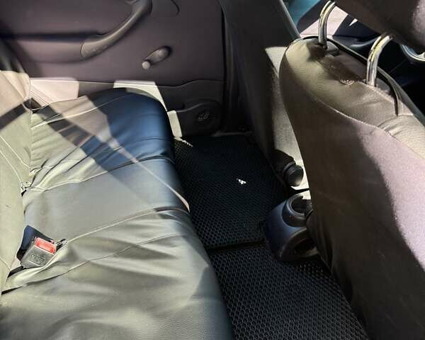 Сірий Мерседес А клас, об'ємом двигуна 1.7 л та пробігом 373 тис. км за 3899 $, фото 10 на Automoto.ua