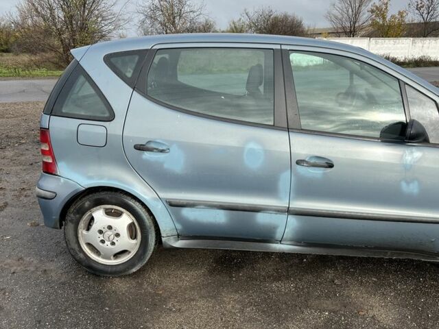 Серый Мерседес А класс, объемом двигателя 1.7 л и пробегом 288 тыс. км за 2300 $, фото 3 на Automoto.ua