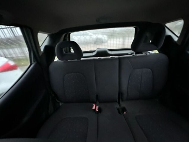 Серый Мерседес А класс, объемом двигателя 1.7 л и пробегом 300 тыс. км за 1893 $, фото 5 на Automoto.ua