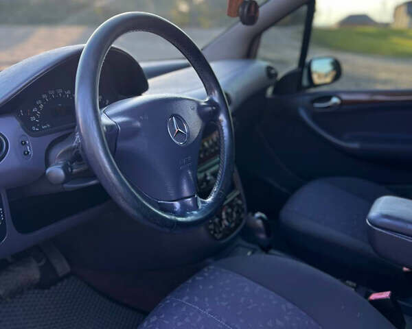 Сірий Мерседес А клас, об'ємом двигуна 1.7 л та пробігом 273 тис. км за 3600 $, фото 5 на Automoto.ua