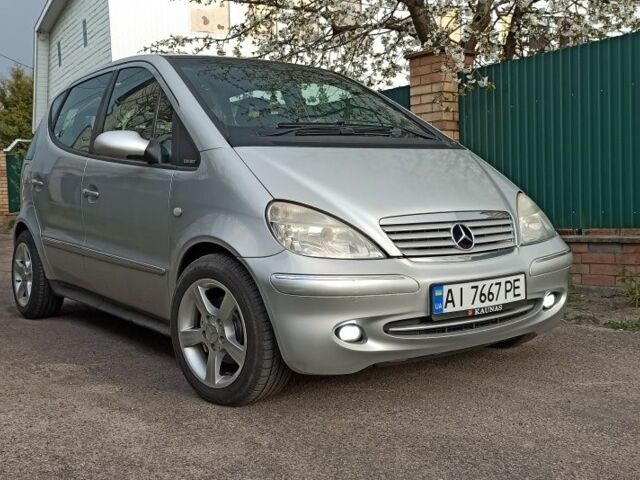 Сірий Мерседес А клас, об'ємом двигуна 1.7 л та пробігом 287 тис. км за 3900 $, фото 2 на Automoto.ua