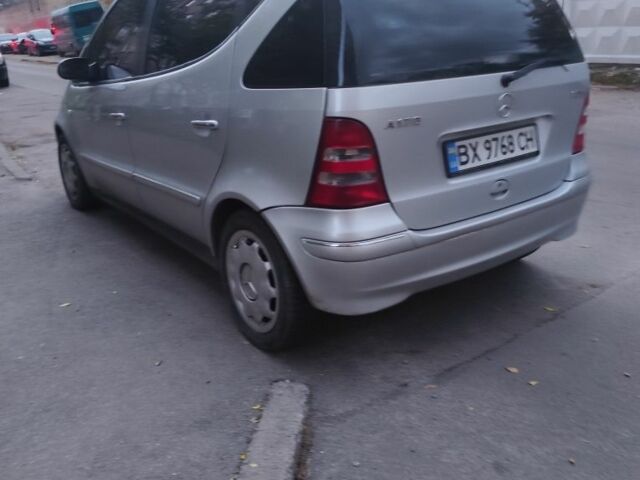 Серый Мерседес А класс, объемом двигателя 1.7 л и пробегом 277 тыс. км за 3000 $, фото 1 на Automoto.ua