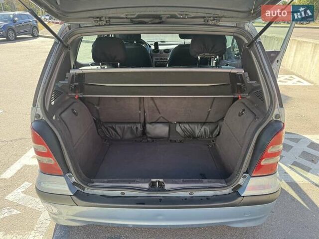 Сірий Мерседес А клас, об'ємом двигуна 1.7 л та пробігом 373 тис. км за 3899 $, фото 8 на Automoto.ua