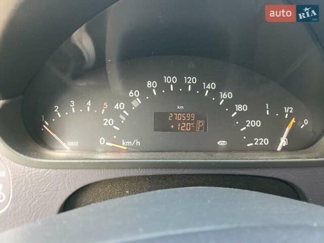 Серый Мерседес А класс, объемом двигателя 1.7 л и пробегом 270 тыс. км за 3800 $, фото 7 на Automoto.ua