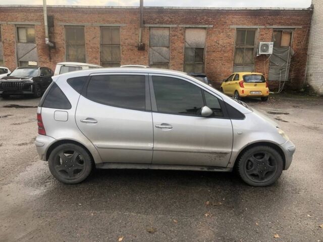 Серый Мерседес А класс, объемом двигателя 1.9 л и пробегом 296 тыс. км за 3700 $, фото 2 на Automoto.ua