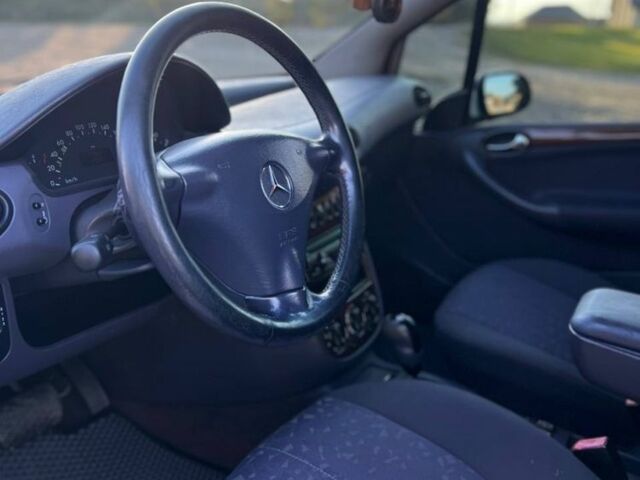 Мерседес А класс 2002 в Самборе на Automoto.ua Серый Мерседес А класс, объемом двигателя 1.7 л и пробегом 270 тыс. км за 4250 $, фото 4 на Automoto.ua