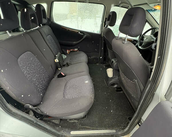 Серый Мерседес А класс, объемом двигателя 1.6 л и пробегом 218 тыс. км за 4300 $, фото 17 на Automoto.ua