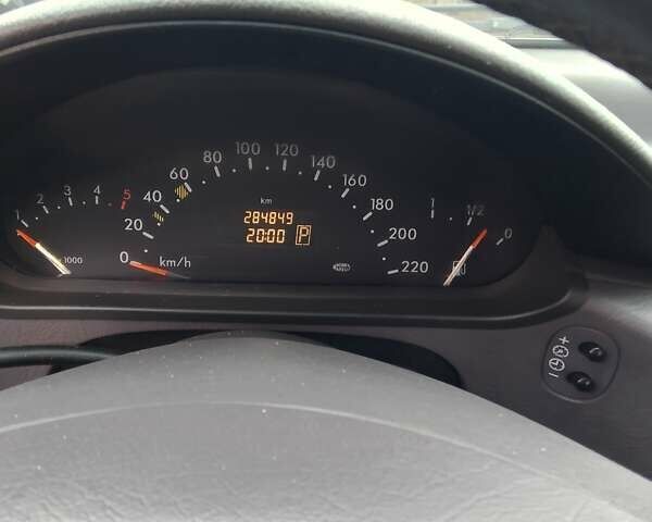 Серый Мерседес А класс, объемом двигателя 1.7 л и пробегом 285 тыс. км за 4500 $, фото 27 на Automoto.ua