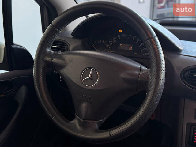 Серый Мерседес А класс, объемом двигателя 1.6 л и пробегом 244 тыс. км за 4450 $, фото 10 на Automoto.ua