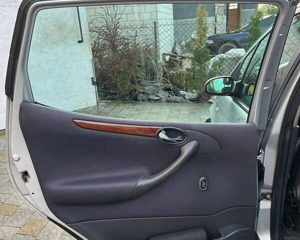 Сірий Мерседес А клас, об'ємом двигуна 1.7 л та пробігом 245 тис. км за 3399 $, фото 13 на Automoto.ua