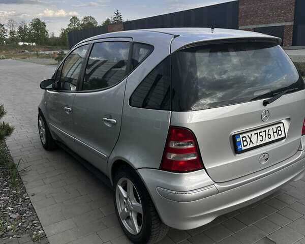 Сірий Мерседес А клас, об'ємом двигуна 1.7 л та пробігом 240 тис. км за 3900 $, фото 2 на Automoto.ua