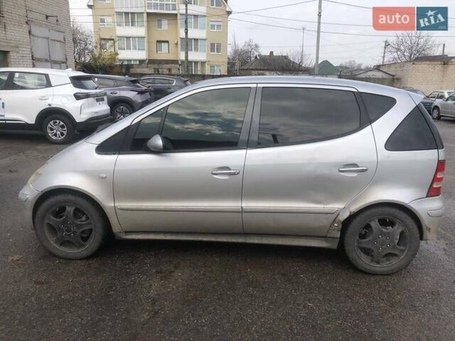 Сірий Мерседес А клас, об'ємом двигуна 1.9 л та пробігом 296 тис. км за 3600 $, фото 6 на Automoto.ua