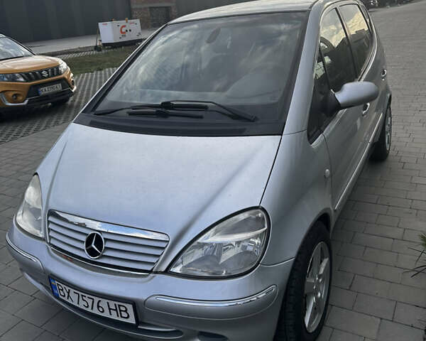 Сірий Мерседес А клас, об'ємом двигуна 1.7 л та пробігом 240 тис. км за 3900 $, фото 4 на Automoto.ua