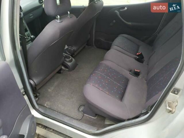 Серый Мерседес А класс, объемом двигателя 1.7 л и пробегом 220 тыс. км за 1600 $, фото 4 на Automoto.ua