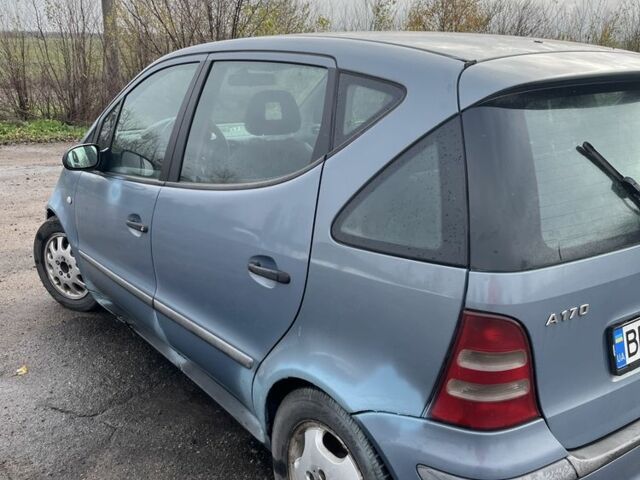 Серый Мерседес А класс, объемом двигателя 1.7 л и пробегом 288 тыс. км за 2300 $, фото 6 на Automoto.ua