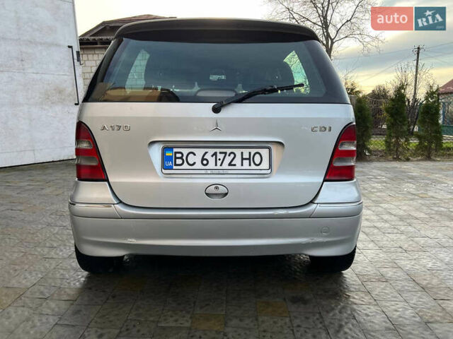Сірий Мерседес А клас, об'ємом двигуна 1.7 л та пробігом 245 тис. км за 3399 $, фото 8 на Automoto.ua