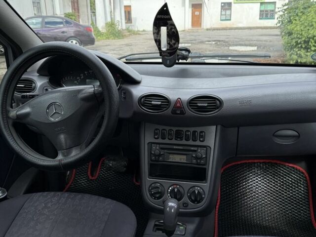 Серый Мерседес А класс, объемом двигателя 1.6 л и пробегом 297 тыс. км за 3100 $, фото 8 на Automoto.ua