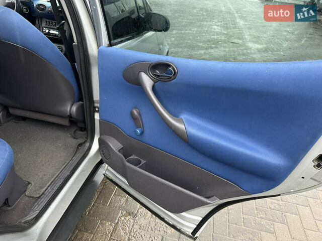 Сірий Мерседес А клас, об'ємом двигуна 1.69 л та пробігом 267 тис. км за 4200 $, фото 15 на Automoto.ua