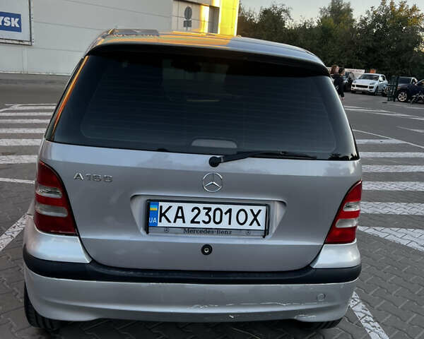 Серый Мерседес А класс, объемом двигателя 1.6 л и пробегом 246 тыс. км за 3500 $, фото 5 на Automoto.ua