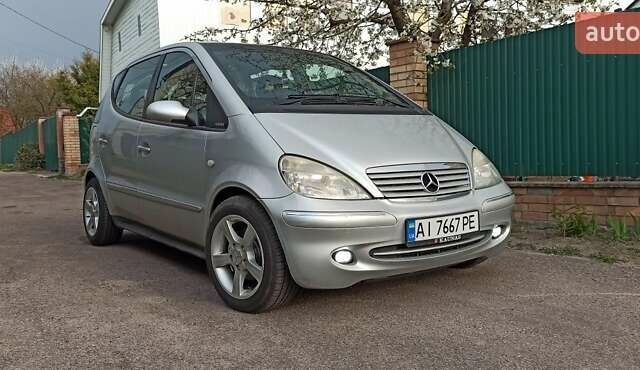 Серый Мерседес А класс, объемом двигателя 1.7 л и пробегом 287 тыс. км за 3900 $, фото 1 на Automoto.ua