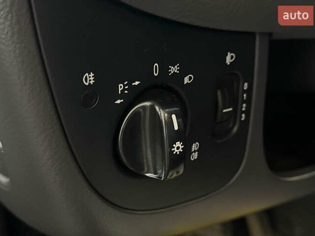 Серый Мерседес А класс, объемом двигателя 1.6 л и пробегом 244 тыс. км за 4450 $, фото 12 на Automoto.ua