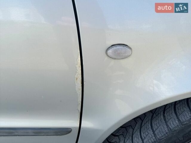 Серый Мерседес А класс, объемом двигателя 1.7 л и пробегом 224 тыс. км за 3700 $, фото 4 на Automoto.ua