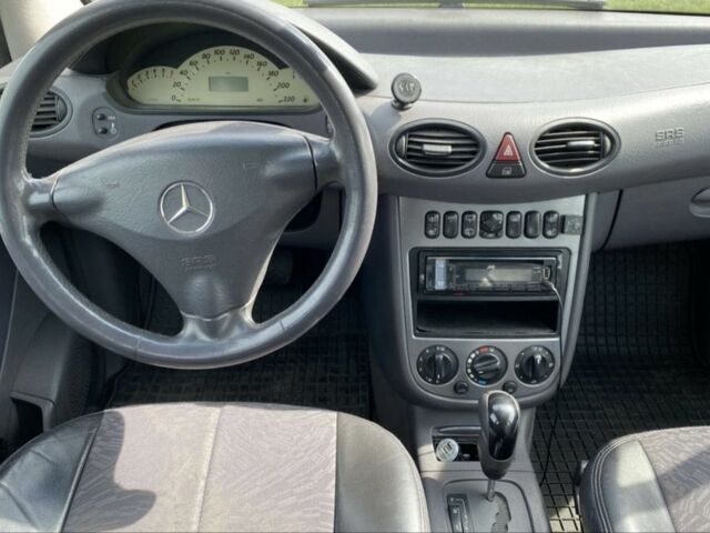 Сірий Мерседес А клас, об'ємом двигуна 1.9 л та пробігом 250 тис. км за 4200 $, фото 6 на Automoto.ua