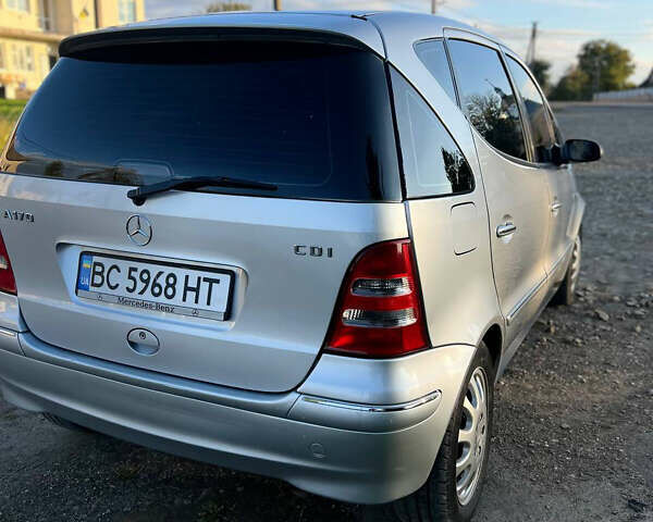 Сірий Мерседес А клас, об'ємом двигуна 1.7 л та пробігом 273 тис. км за 3600 $, фото 12 на Automoto.ua