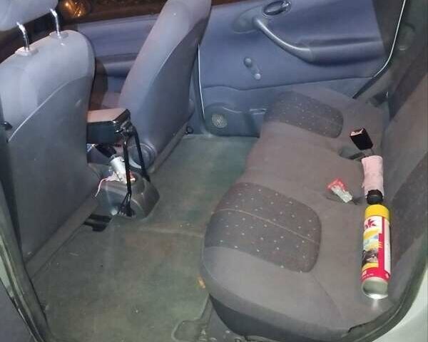 Серый Мерседес А класс, объемом двигателя 1.69 л и пробегом 270 тыс. км за 5300 $, фото 6 на Automoto.ua