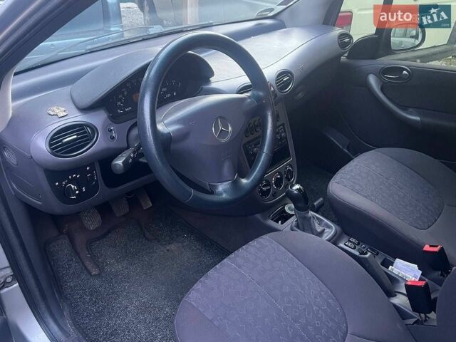 Сірий Мерседес А клас, об'ємом двигуна 1.4 л та пробігом 220 тис. км за 3100 $, фото 3 на Automoto.ua