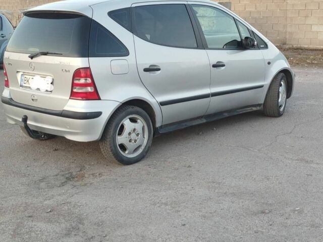 Серый Мерседес А класс, объемом двигателя 0 л и пробегом 230 тыс. км за 4200 $, фото 1 на Automoto.ua