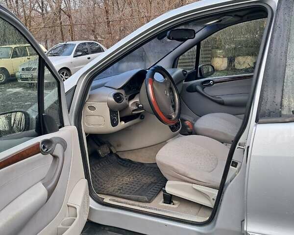 Сірий Мерседес А клас, об'ємом двигуна 1.9 л та пробігом 215 тис. км за 2700 $, фото 7 на Automoto.ua