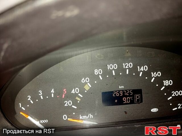 Серый Мерседес А класс, объемом двигателя 1.7 л и пробегом 270 тыс. км за 5300 $, фото 9 на Automoto.ua