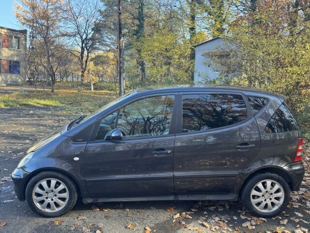 Сірий Мерседес А клас, об'ємом двигуна 1.7 л та пробігом 280 тис. км за 3200 $, фото 3 на Automoto.ua