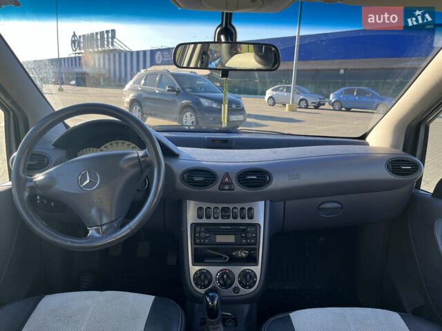Сірий Мерседес А клас, об'ємом двигуна 1.6 л та пробігом 184 тис. км за 3400 $, фото 17 на Automoto.ua