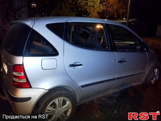 Серый Мерседес А класс, объемом двигателя 1.7 л и пробегом 270 тыс. км за 5300 $, фото 7 на Automoto.ua