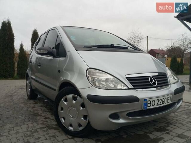 Серый Мерседес А класс, объемом двигателя 1.7 л и пробегом 265 тыс. км за 3555 $, фото 5 на Automoto.ua