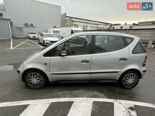 Серый Мерседес А класс, объемом двигателя 1.69 л и пробегом 163 тыс. км за 4200 $, фото 2 на Automoto.ua