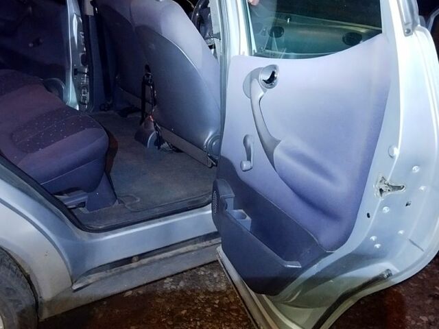 Серый Мерседес А класс, объемом двигателя 1.7 л и пробегом 270 тыс. км за 5300 $, фото 11 на Automoto.ua